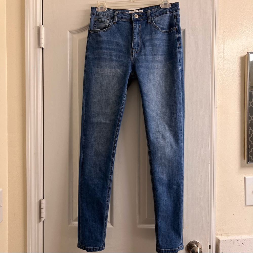 Papaya skinny leg light wash denim jeans